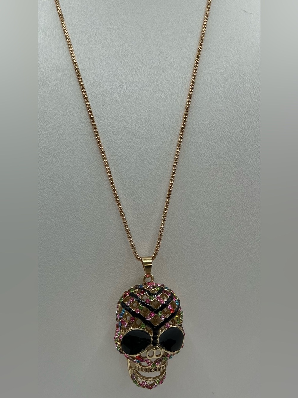 BETSEY JOHNSON DIA DE LOS MUERTOS COLLECTION SKULL RHINESTONE PENDANT NECKLACE